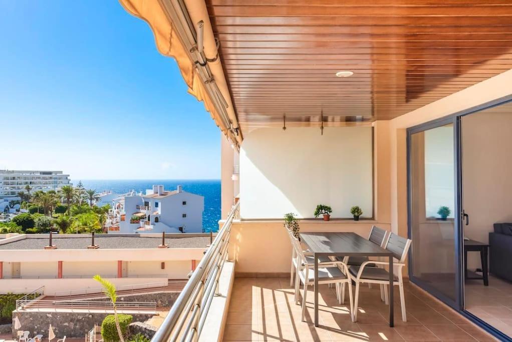 Bright And Welcoming Holiday Home Пуерто де Сантяго Екстериор снимка